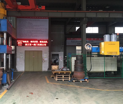 焊接球閥生產車間